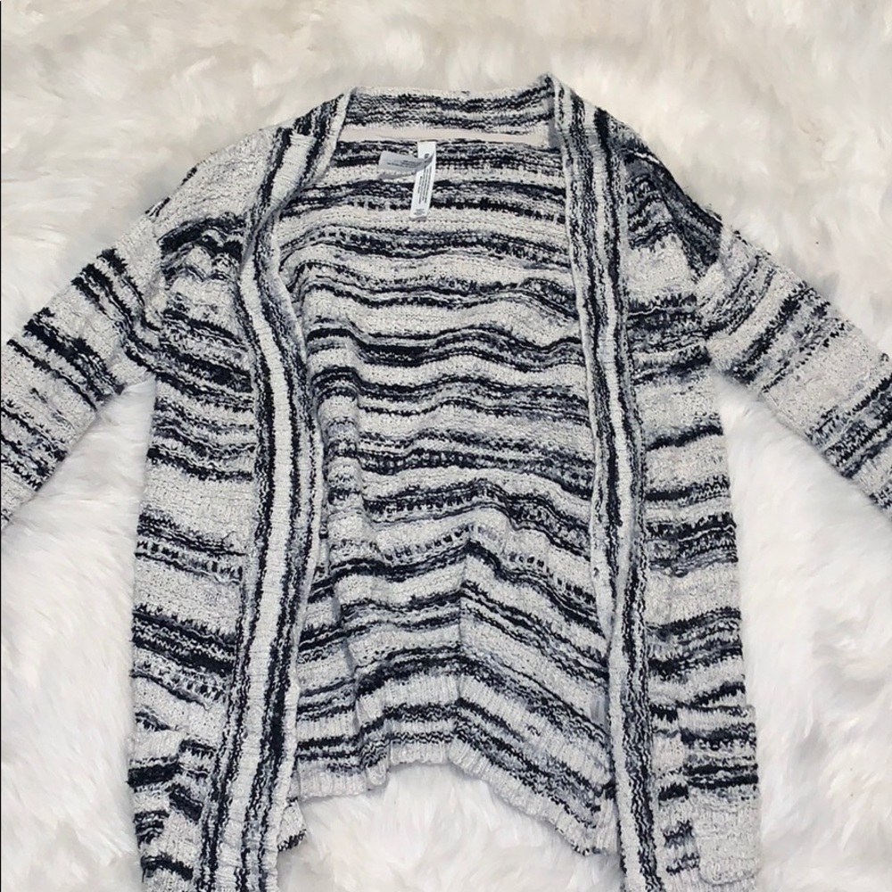 Aeropostale knit cardigan
